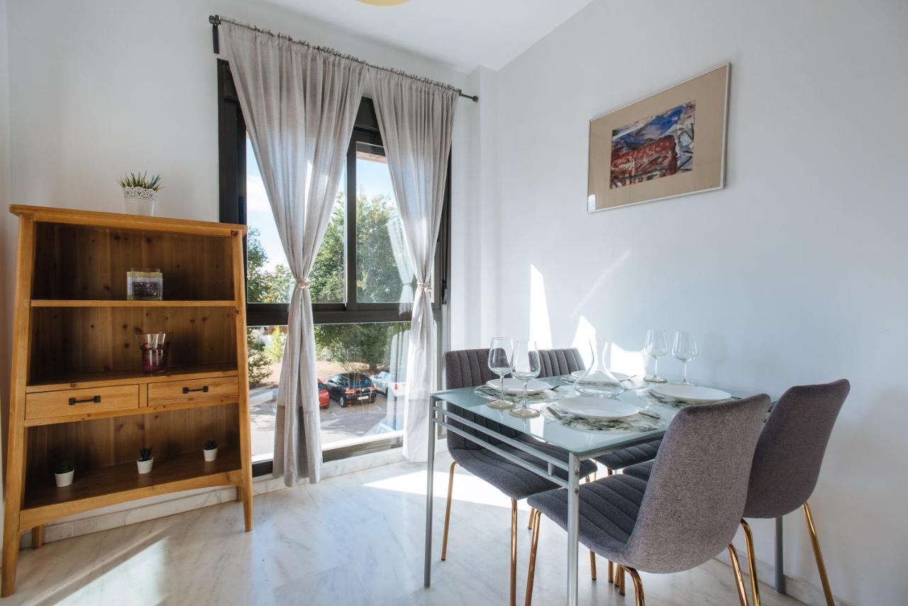 Apartamento Mairena マイレナ・デル・アルハラフェ エクステリア 写真
