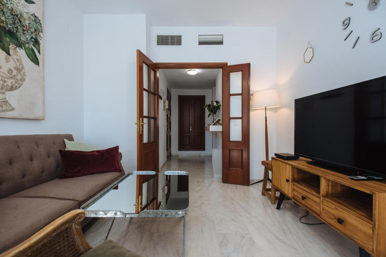 Apartamento Mairena マイレナ・デル・アルハラフェ エクステリア 写真