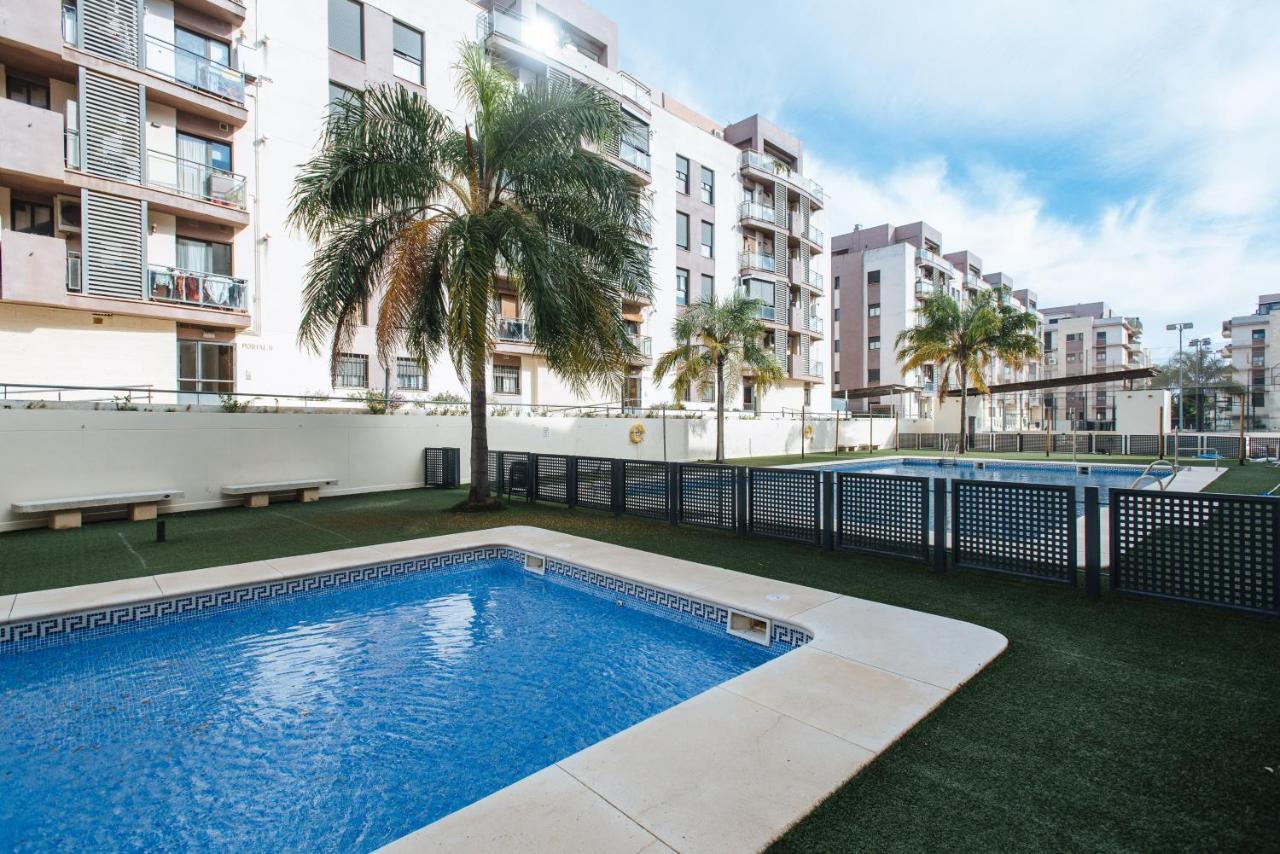 Apartamento Mairena マイレナ・デル・アルハラフェ エクステリア 写真